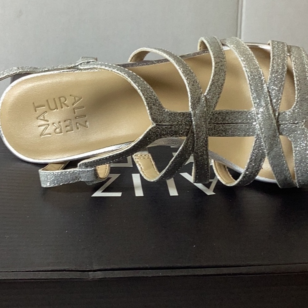 BAYLOR DRESS SANDAL - Picture 10 of 11